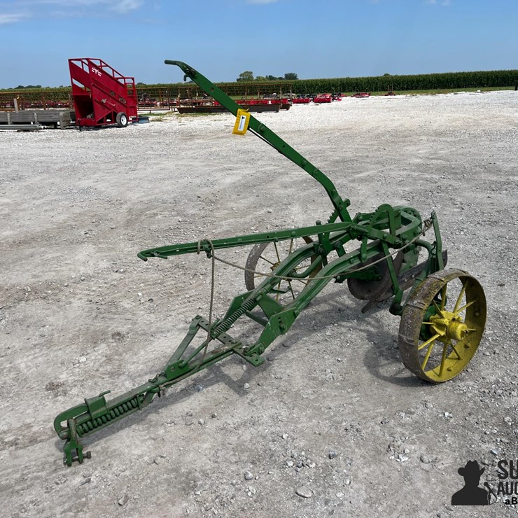 JOHN DEERE 614