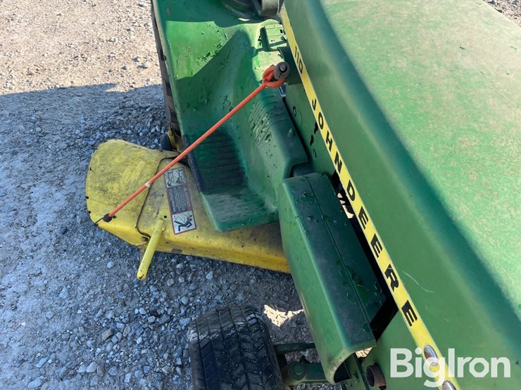 john-deere-110-image-12