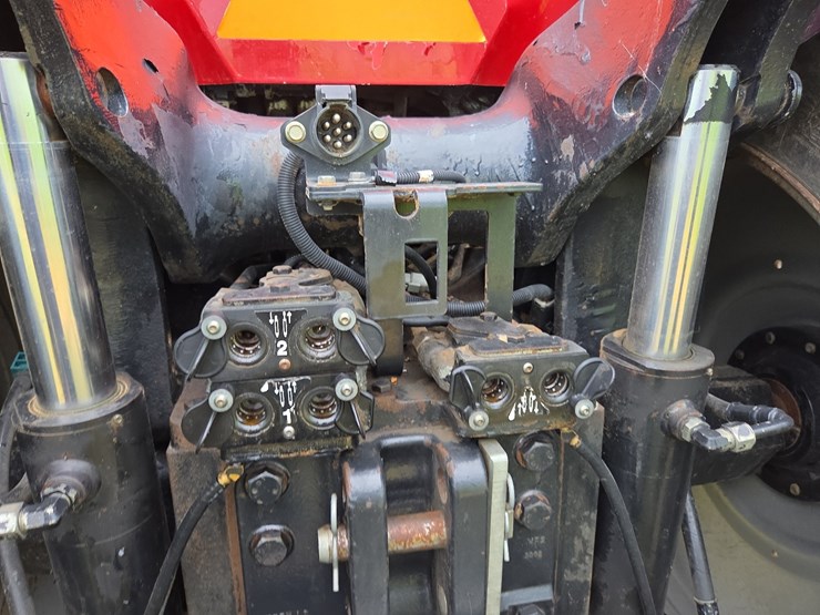 2003-cih-mx255-mfwd-tractor-image-22