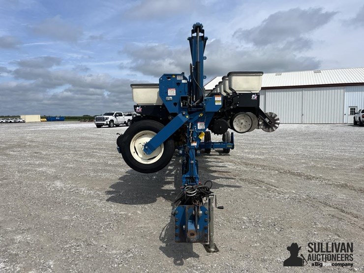 2009-kinze-3600-image-2