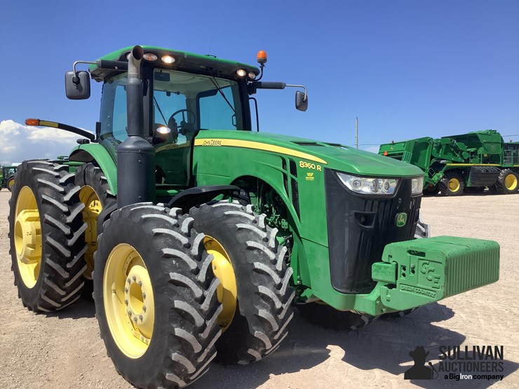 2011-john-deere-r-image-3