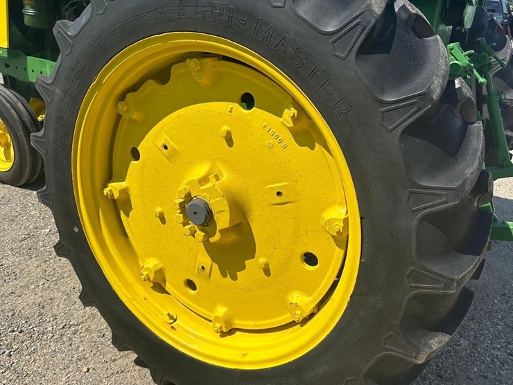 john-deere-730-image-11