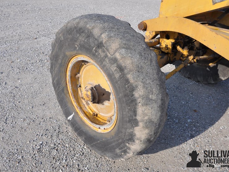 caterpillar-112-image-16