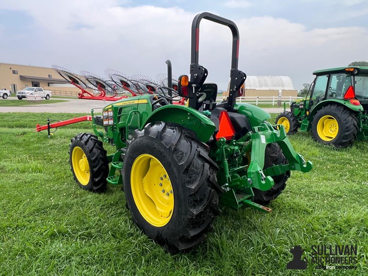 2023-john-deere-5067e-image-7