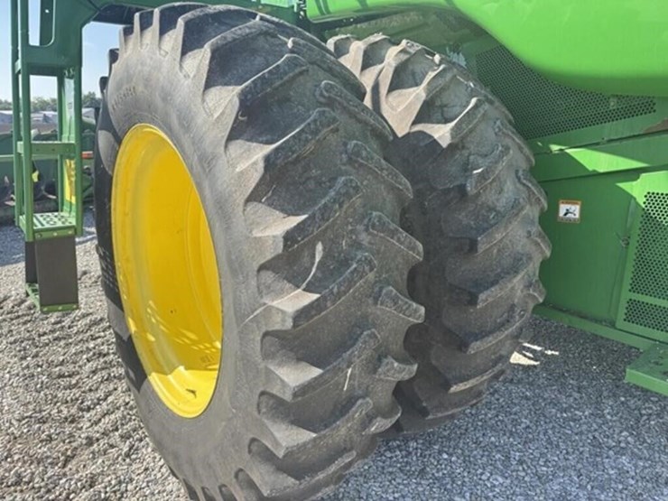 2007-john-deere-9760-sts-image-8