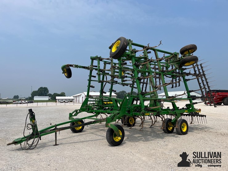 john-deere-2200-image-1
