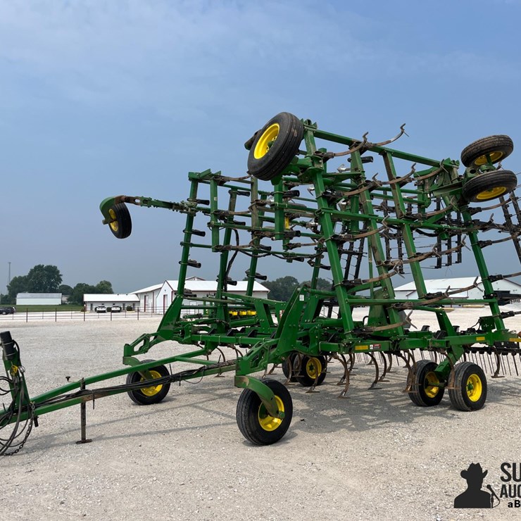JOHN DEERE 2200