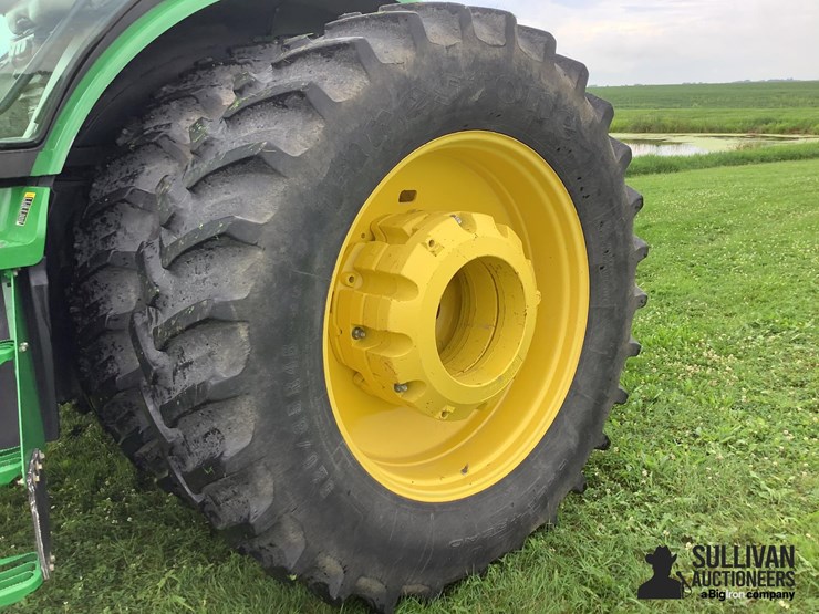 2013-john-deere-8335r-image-15
