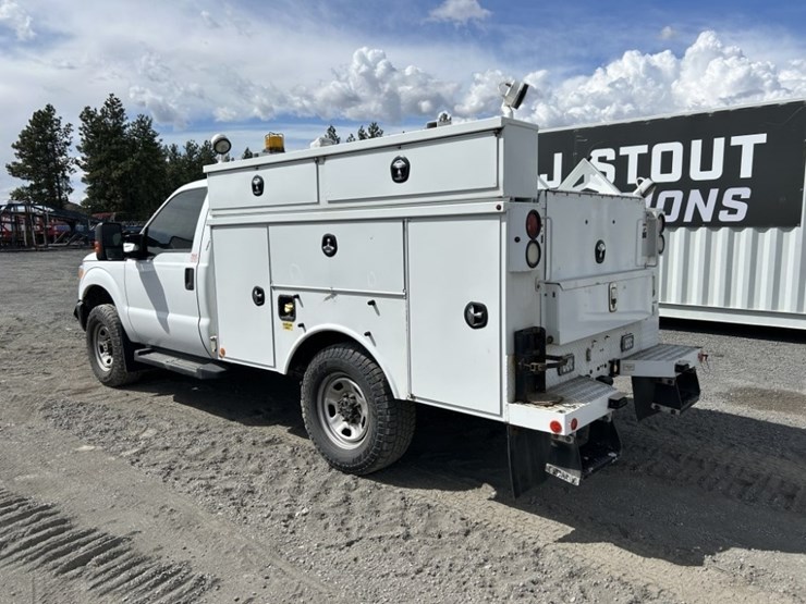2016-ford-f350-sd-image-3