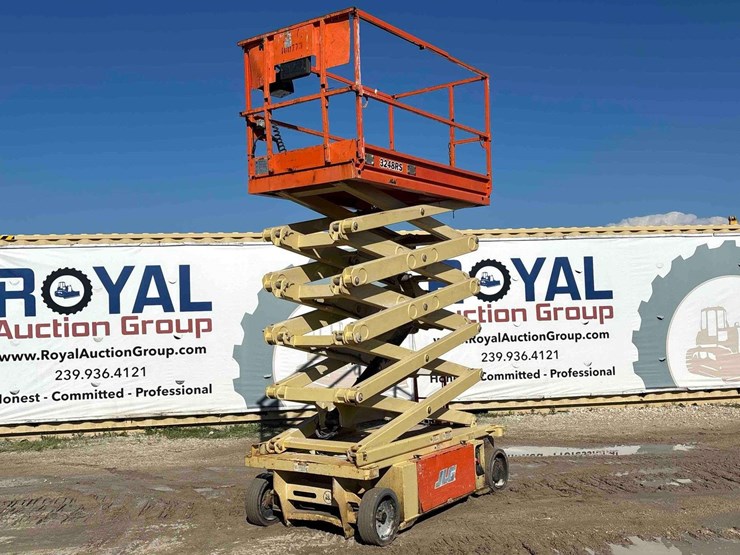 2016-jlg-3248rs-image-2