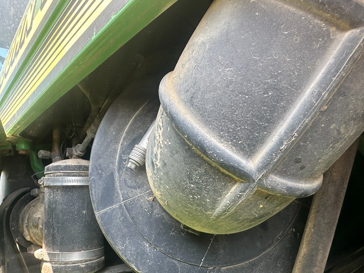 2000-john-deere-8410t-image-66