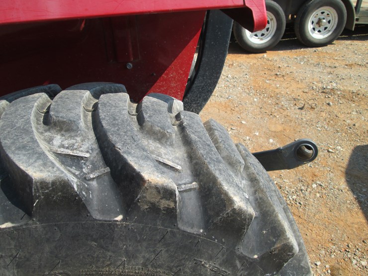 2021-massey-ferguson-1840e-image-10
