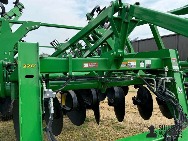 2015-john-deere-2730-image-8