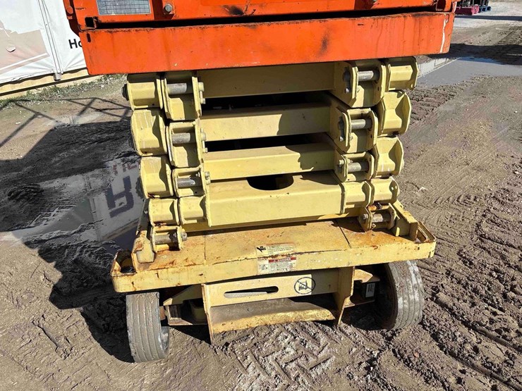 2016-jlg-3248rs-image-10
