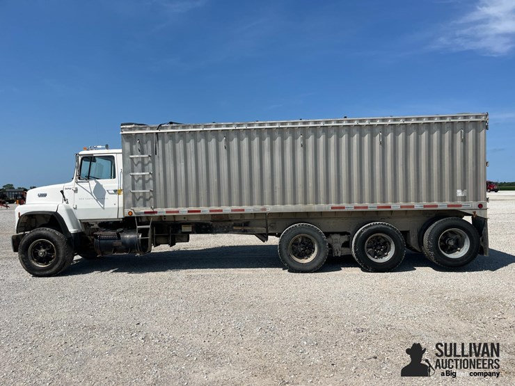 1989-ford-l8000-image-8