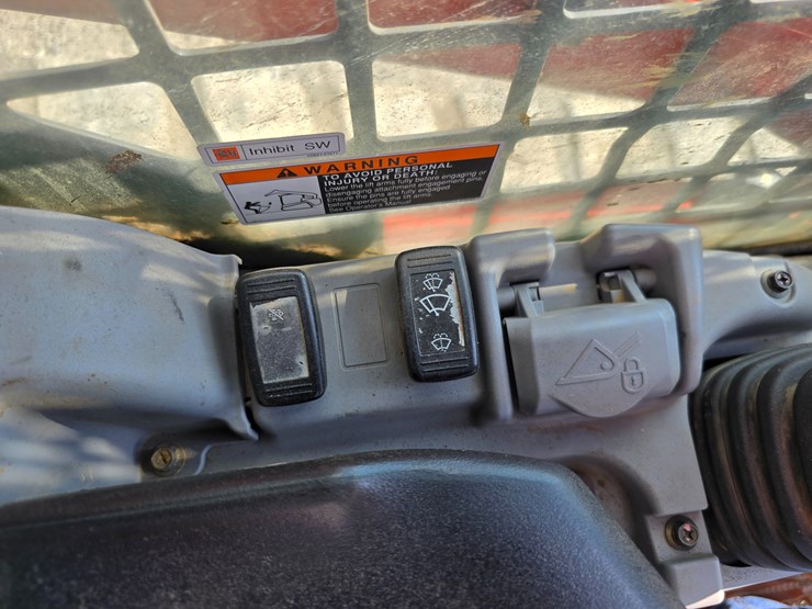 2018-kubota-svl75-2-image-64