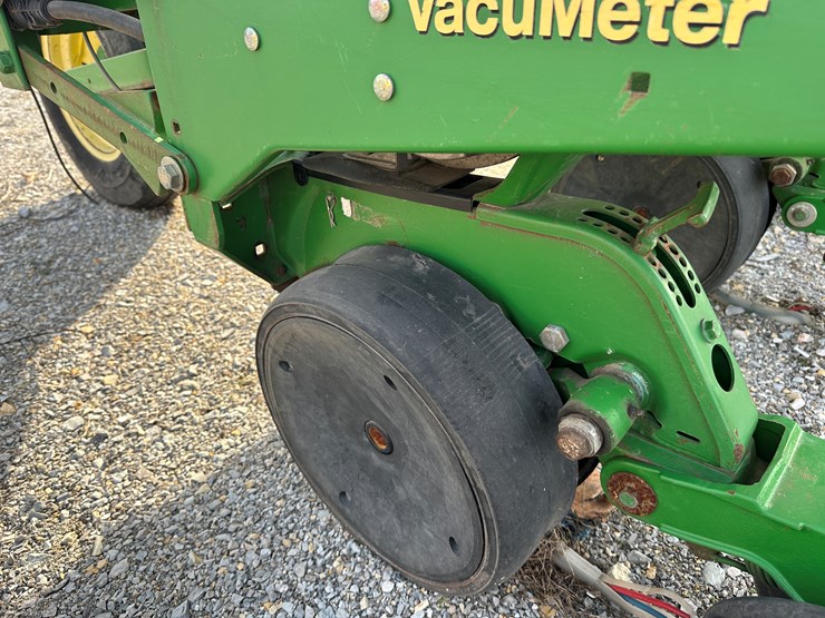 john-deere-1720-image-7