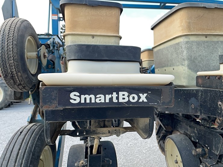 kinze-2600-image-19