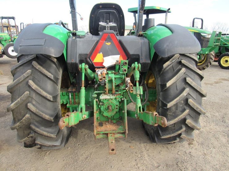 2021-john-deere-5055e-image-3