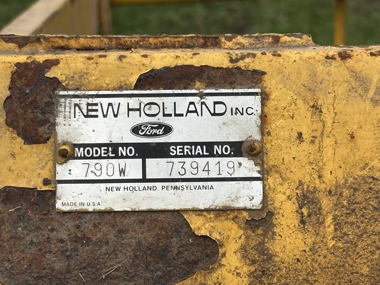 new-holland-790-image-23