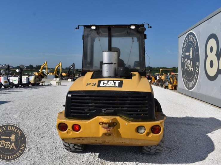 2011-caterpillar-908h-image-16