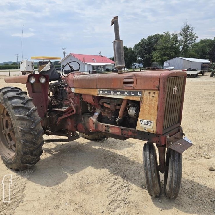 INTERNATIONAL 656