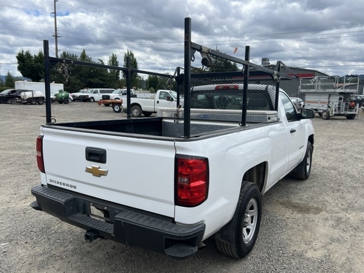 2014-chevrolet-silverado-image-4