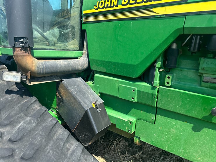 2000-john-deere-8410t-image-44