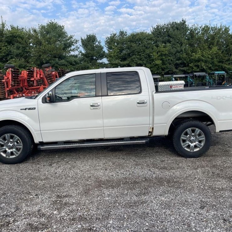 2010 FORD F150 LARIAT