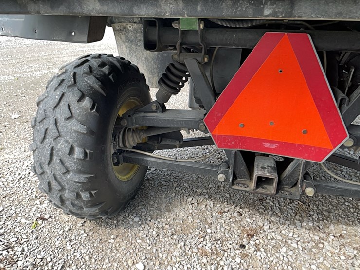 john-deere-gator-image-14