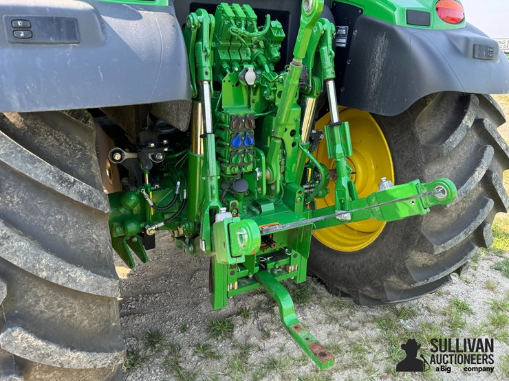 2023-john-deere-6r-140-image-13