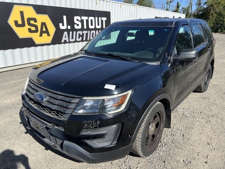 2017-ford-explorer-image-1