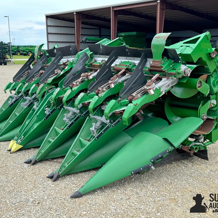 2023 JOHN DEERE C12F