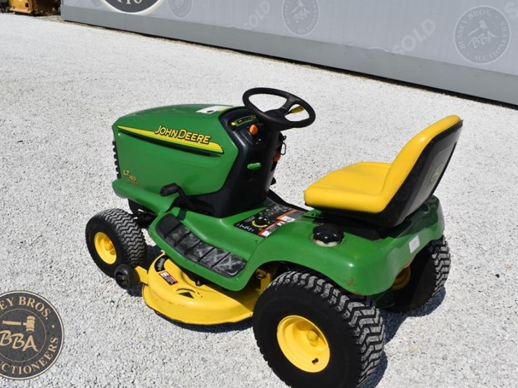 2003-john-deere-lt160-image-3