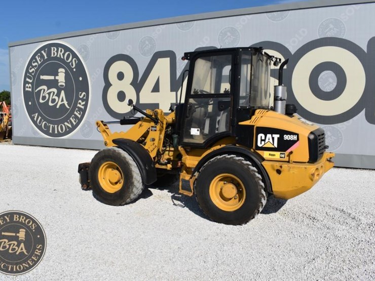 2011-caterpillar-908h-image-9