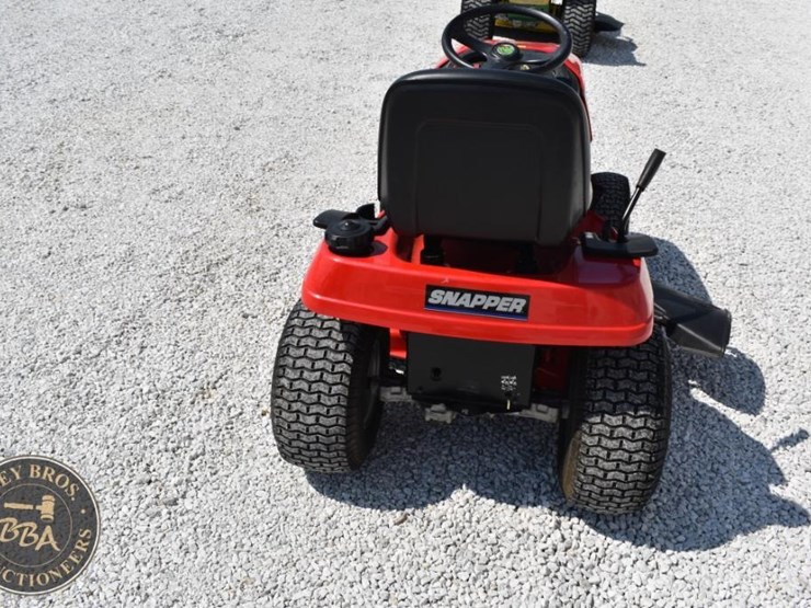 snapper-lt200-image-6