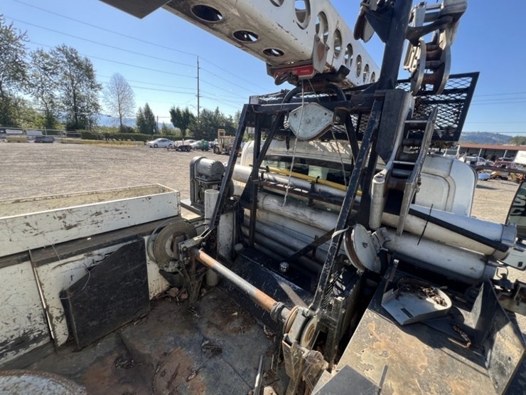 2003-international-durastar-4400-image-26
