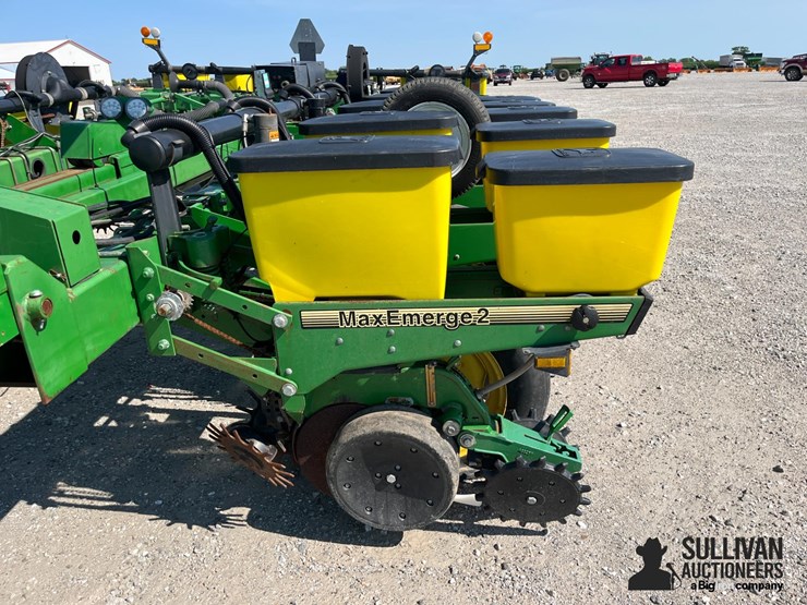 john-deere-7200-image-9