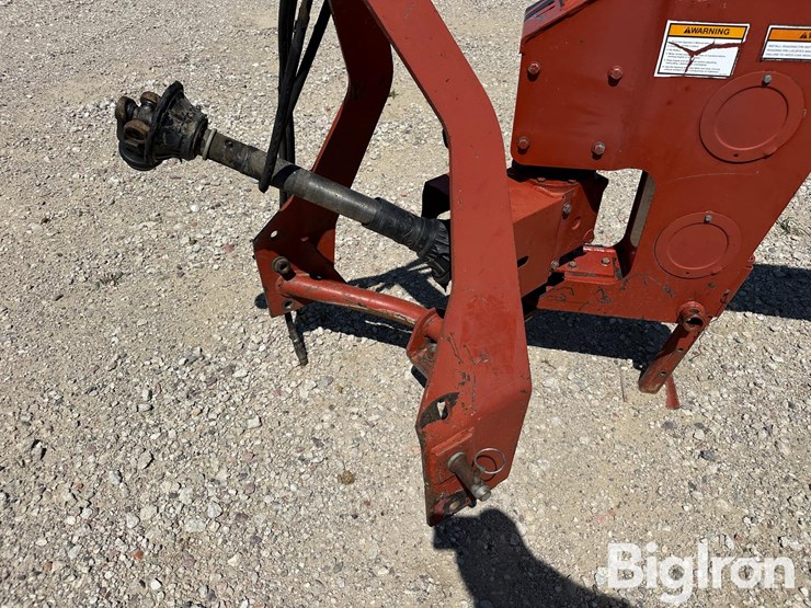 hesston-1340-image-10