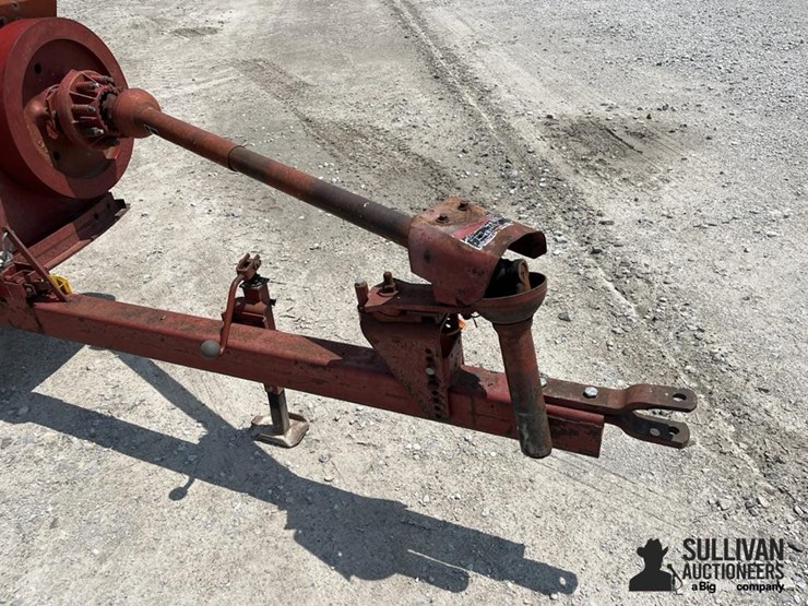 new-holland-315-image-12