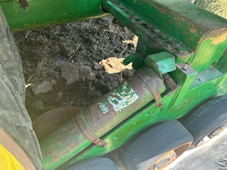 2000-john-deere-8410t-image-18