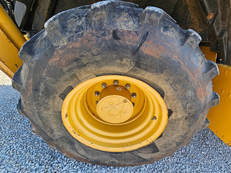 2012-deere-310sk-image-108