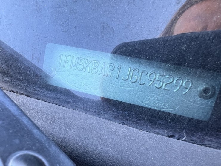 2018-ford-explorer-image-9
