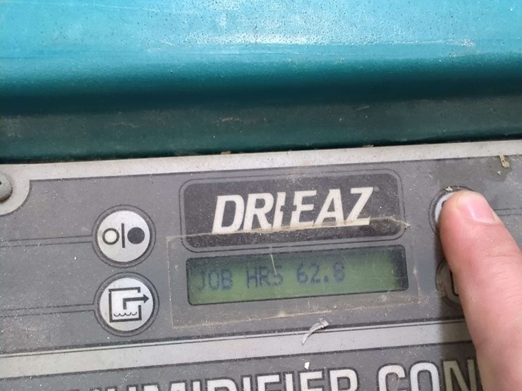 (1)-dri-eaz-evolution-lrg-dehumidifier-image-4