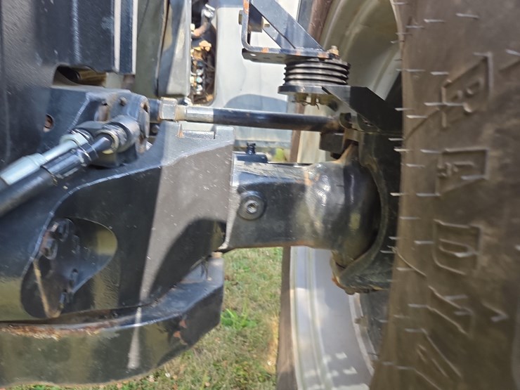 2003-cih-mx255-mfwd-tractor-image-7