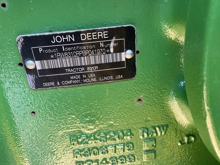 2011-john-deere-8310r-image-46