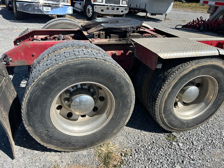 kenworth-w900-image-7