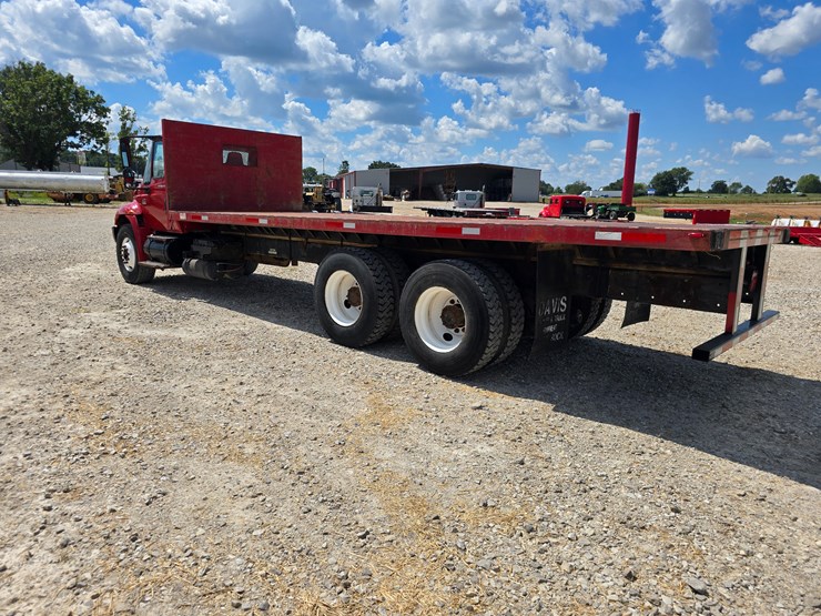 2003-international-durastar-4400-image-22