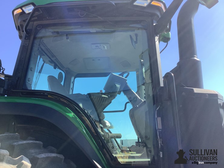2023-john-deere-8r-250-image-14