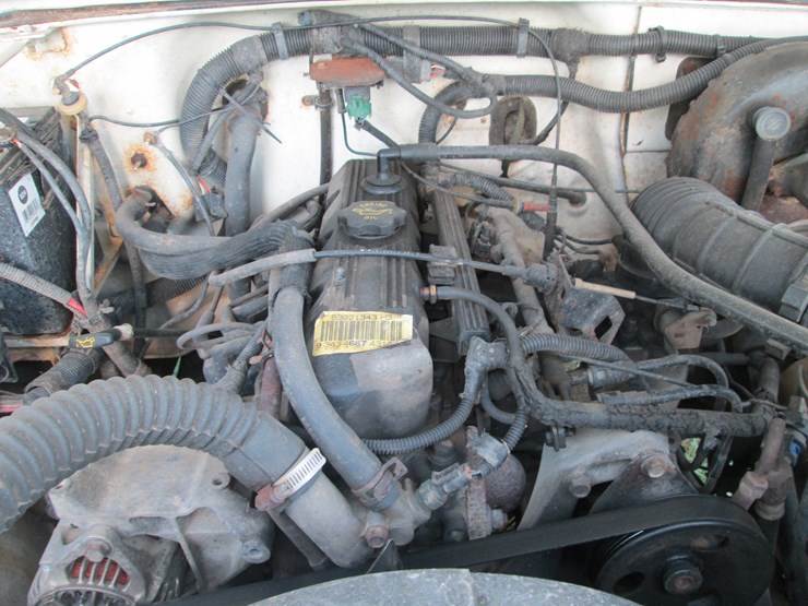 1994-jeep-renegade-image-19